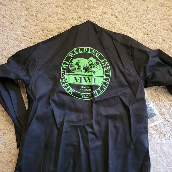 Black Stallion MWI  Flame Resistant Welding Jackets - Picture 3 of 3